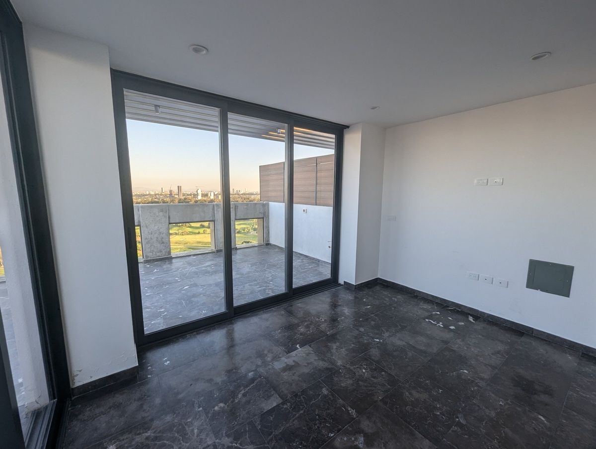 17 of 25: Sala Tv Planta Alta