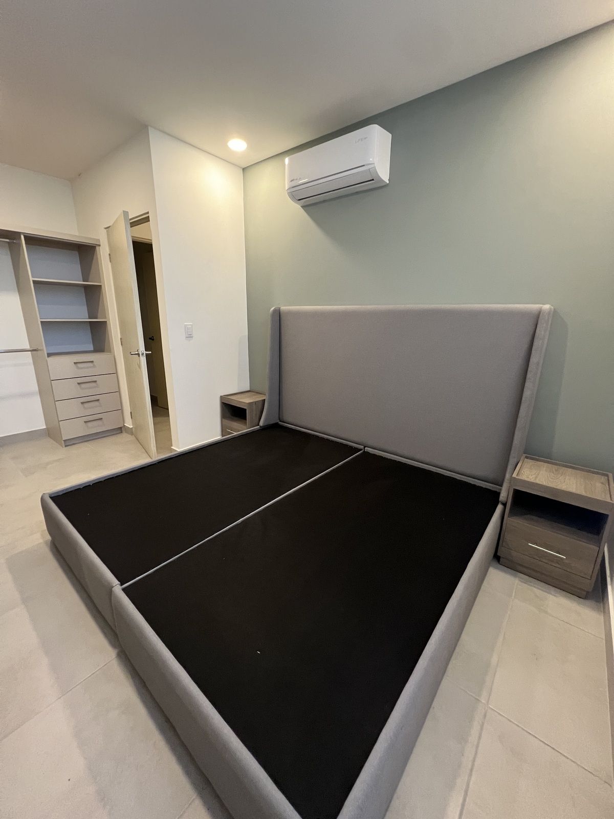 8 de 15: Cama king size