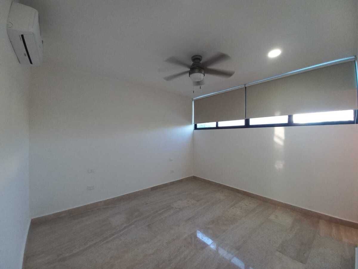 16 de 20: RECÁMARA PRINCIPAL