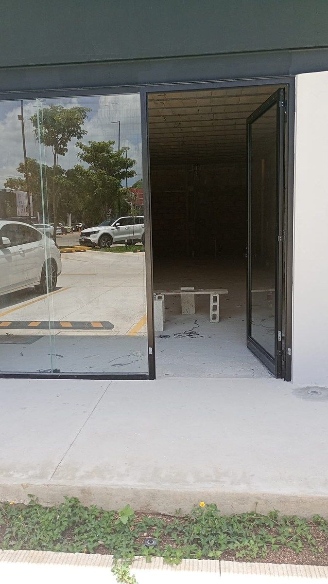 Local comercial en Xcanatún, Mérida, foto 2 de 9