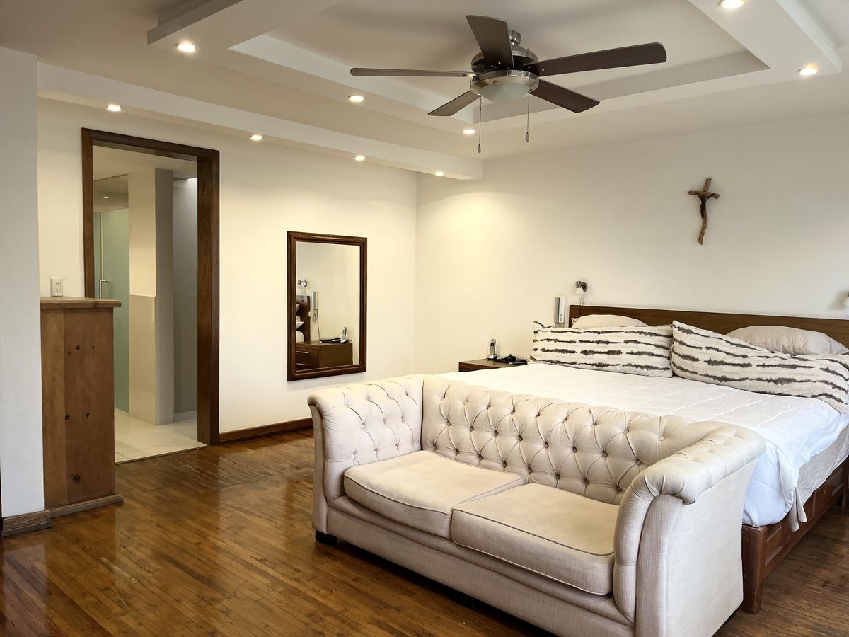 25 of 37: Habitación principal