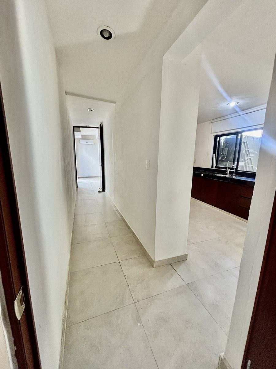 10 de 18: pasillo a las recámaras