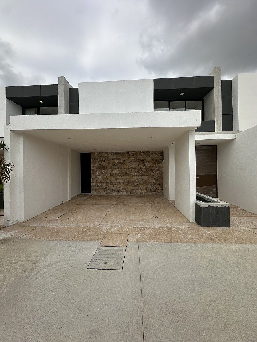 24 of 24: Se puede agregar cochera techada