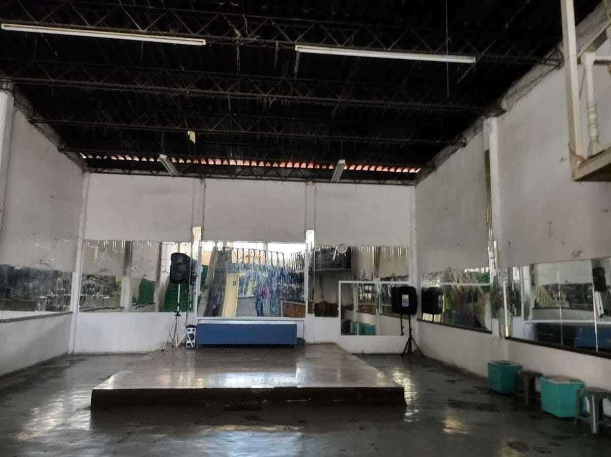 Puede ser gimnasio