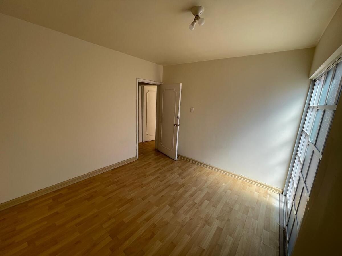 17 of 26: Habitación Secundaria 2