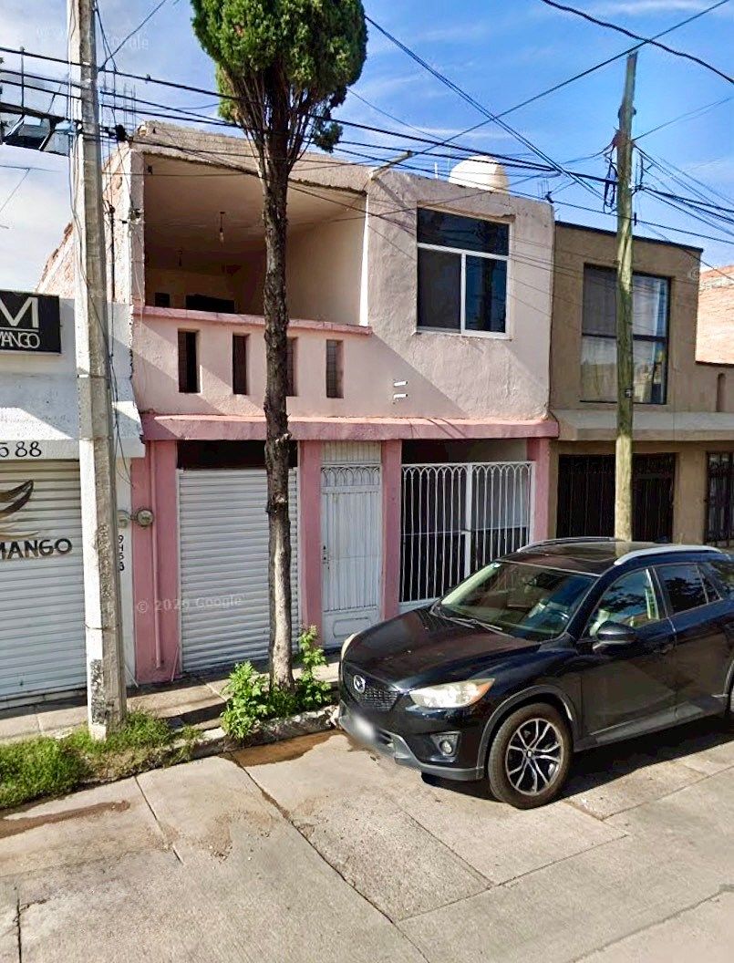 CASA COM LOCAL FIDEL VELÁZQUEZ, foto 1 de 19