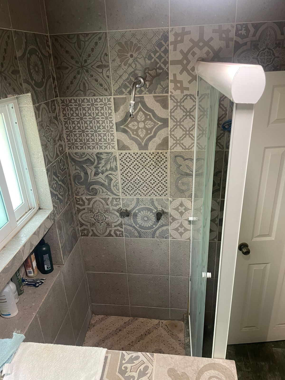 21 of 28: Baño completo
