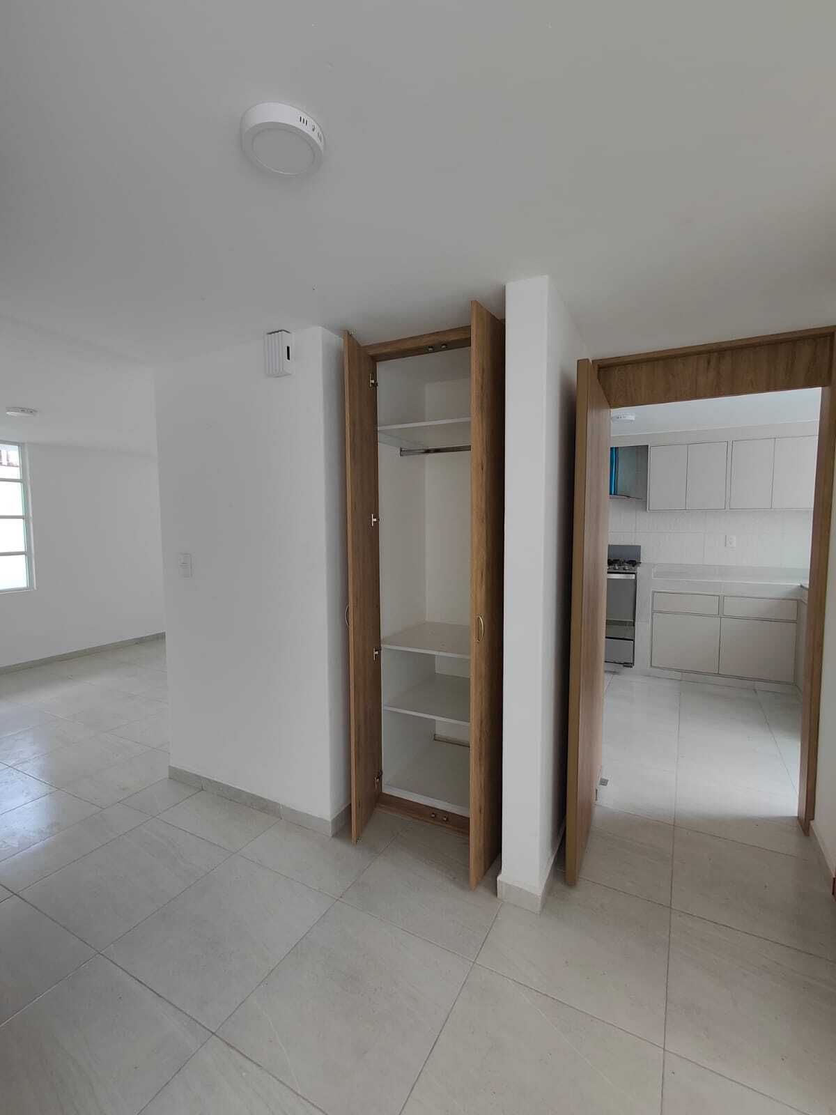 CLOSET DE ALMACENAMIENTO