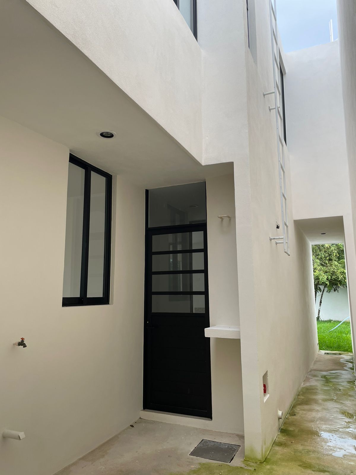 11 de 26: ÁREA DE LAVADERO TECHADO