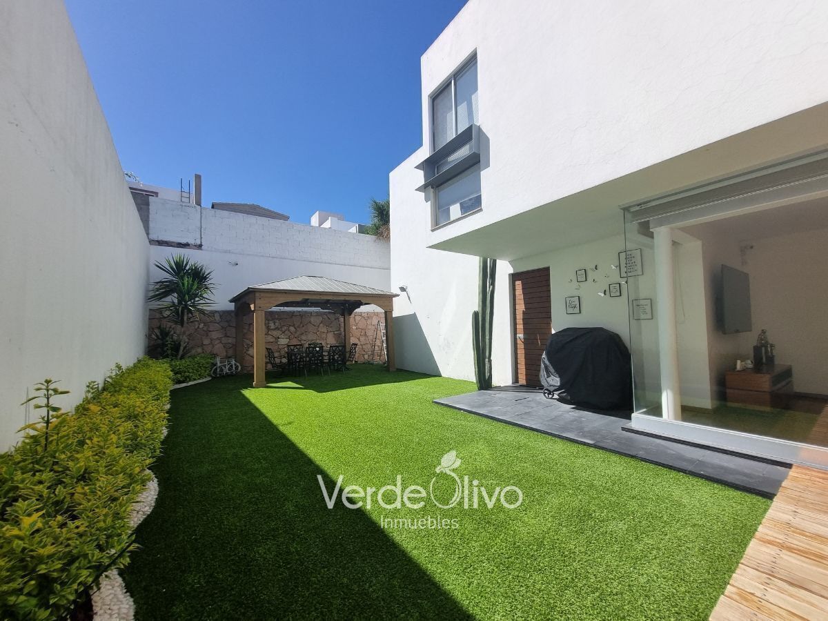 Exclusiva Casa en VENTA en Cumbres del Lago te espera