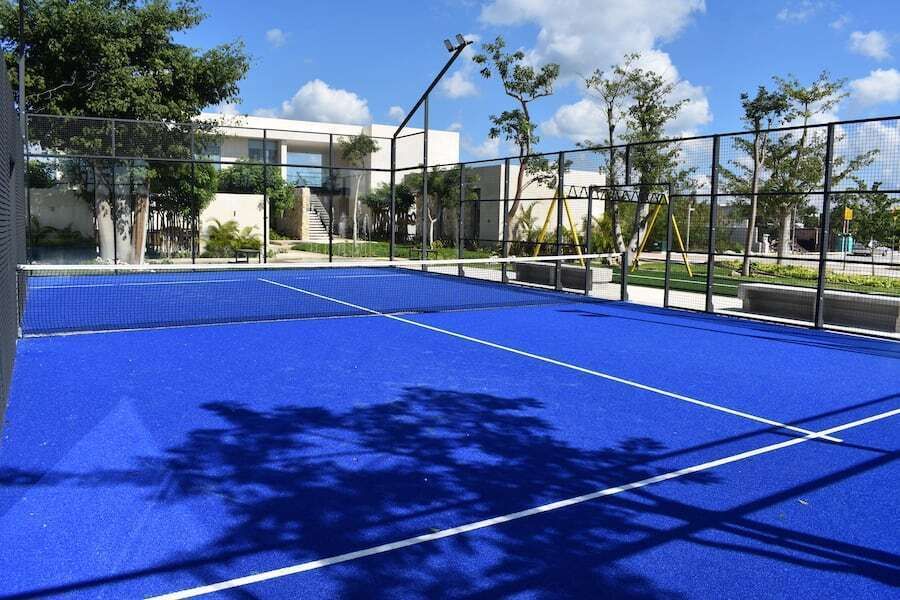 5 de 24: CANCHA DE TENIS