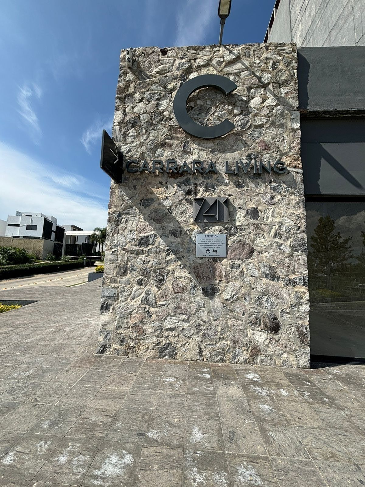 Venda apartamento Torre Carrara, foto 1 de 23