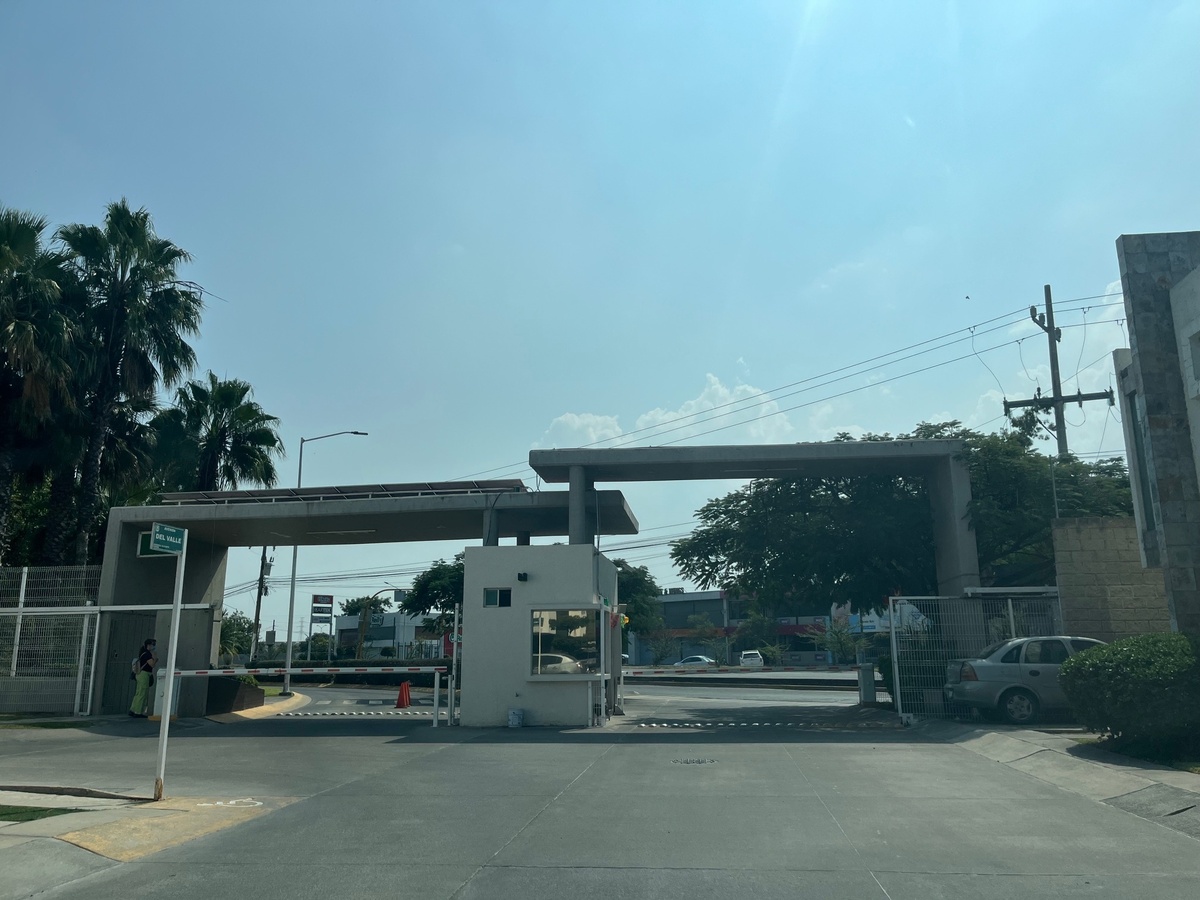 2 de 31: ingreso de Residencial Valle Norte