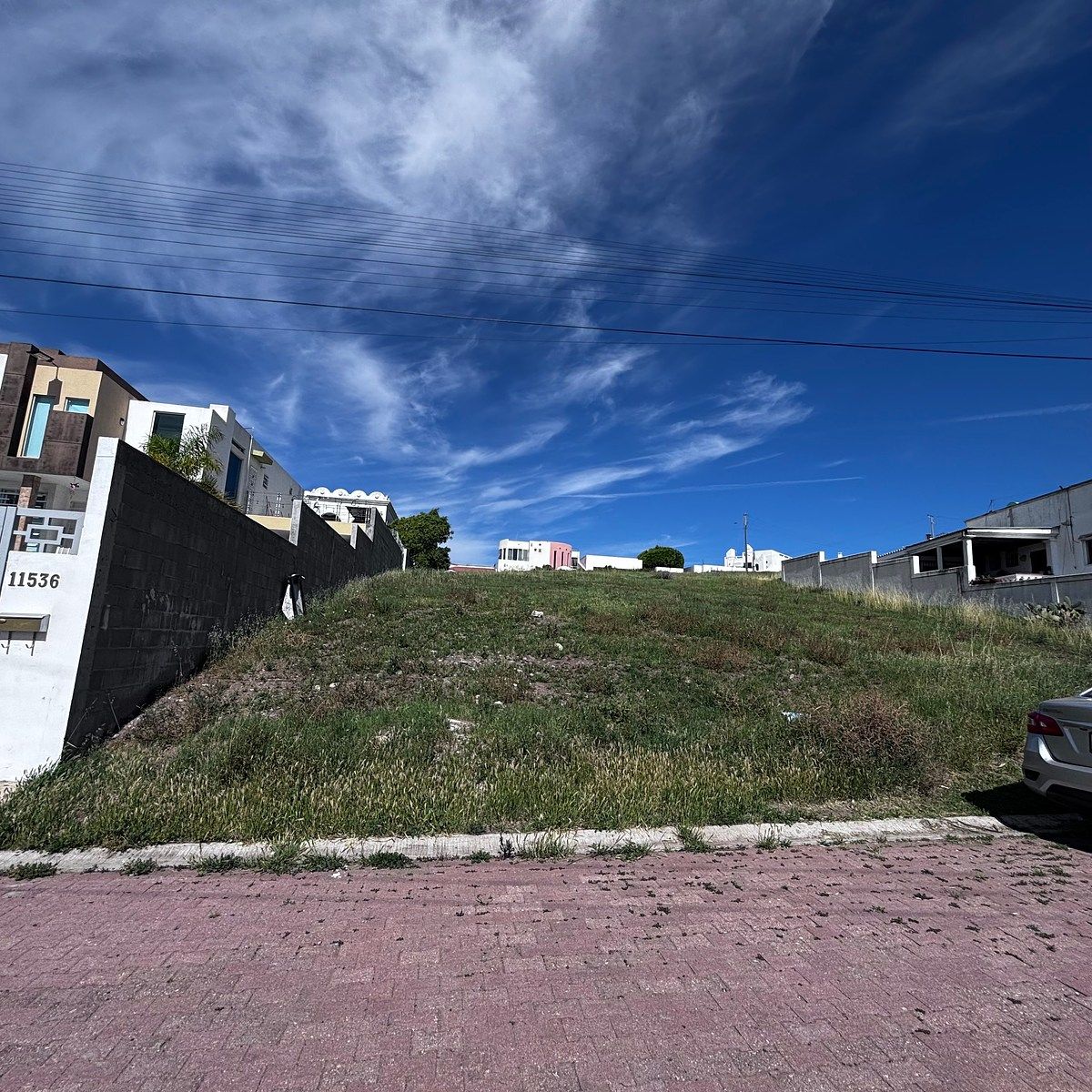 Terreno con Vista al Mar Sin Obstrucción – Frente a Área verde, foto 1 de 6