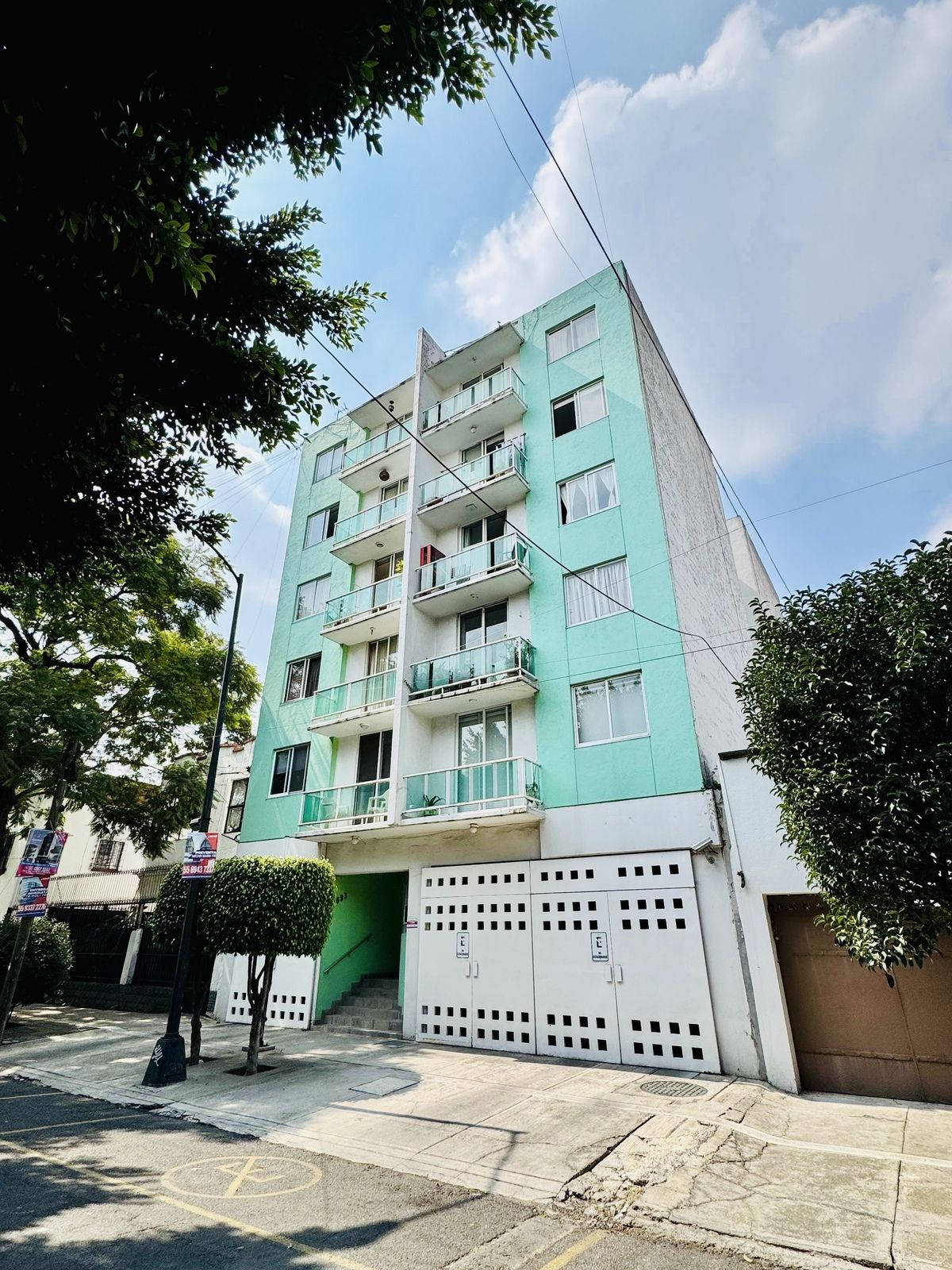 https://assets.easybroker.com/property_images/4835188/82021077/EB-RO5188.jpeg?version=1730742778