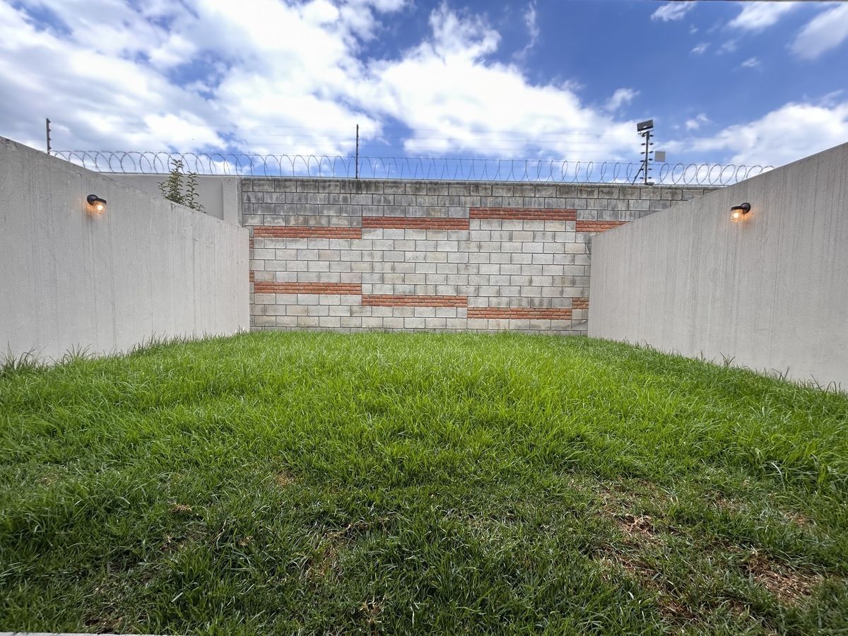 7 de 33