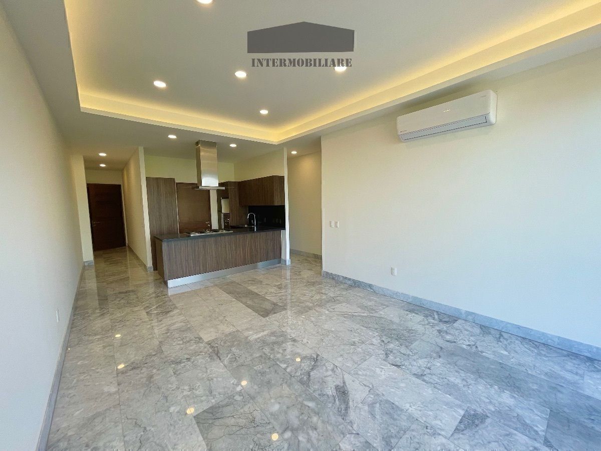 https://assets.easybroker.com/property_images/4836309/82041608/EB-RO6309.jpeg?version=1730757143
