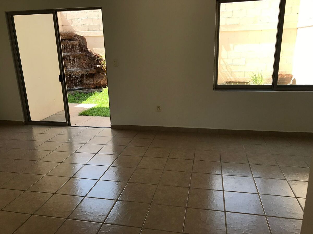 4 de 11: Sala - Comedor