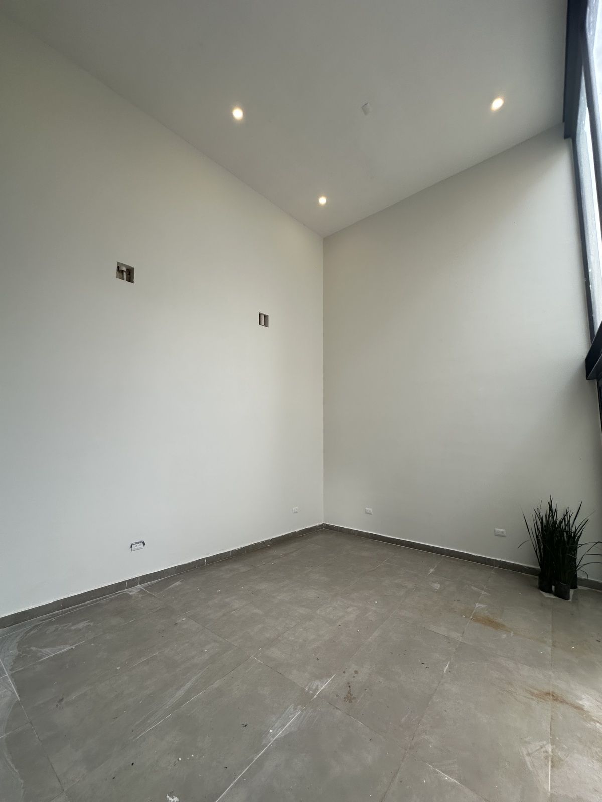 3 de 25: Sala y comedor