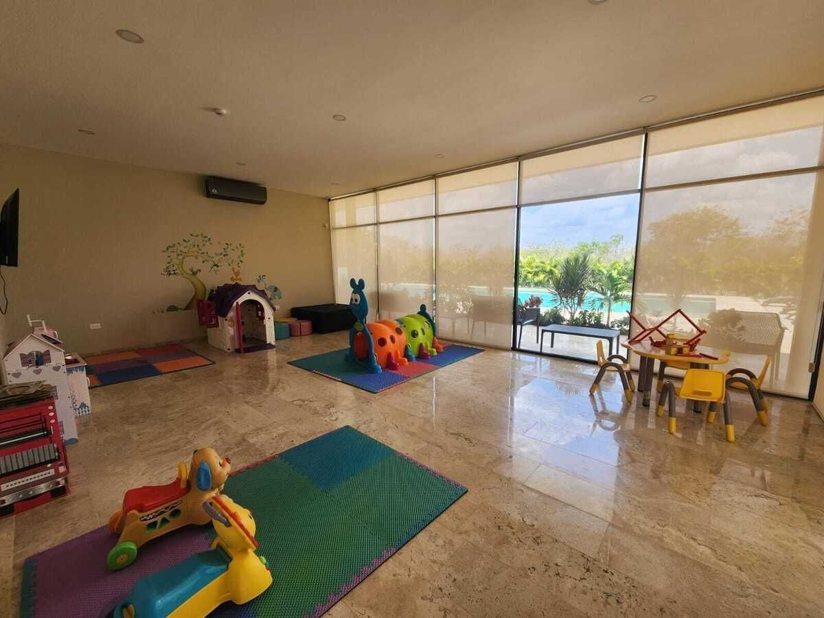 33 de 33: Área Infantil