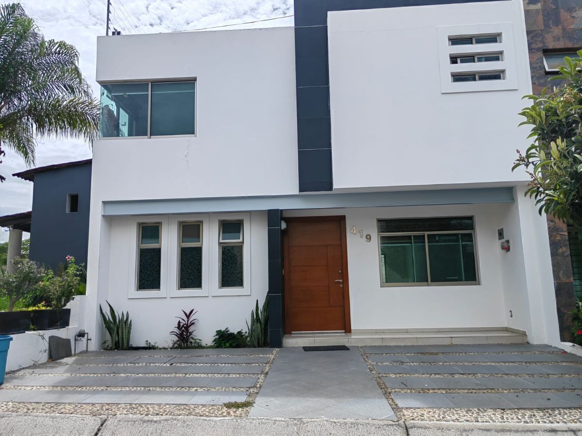 CASA EN CONDOMINIO EN FRACCIONAMIENTO LOS ALMENDROS