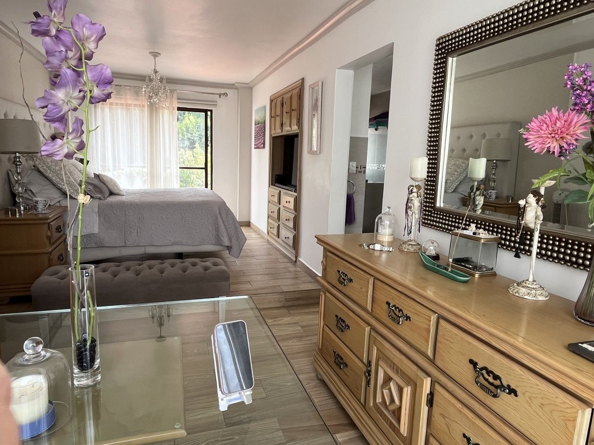 5 of 49: RECÁMARA PRINCIPAL