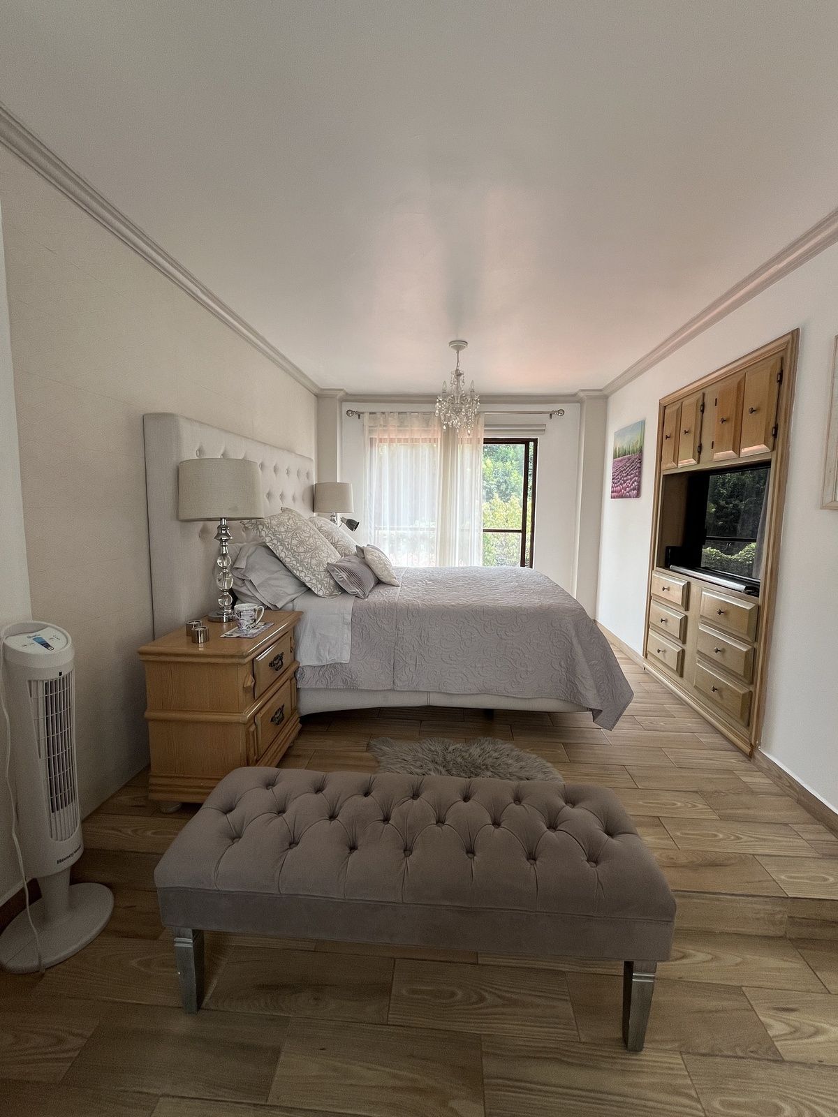 2 of 49: RECÁMARA PRINCIPAL