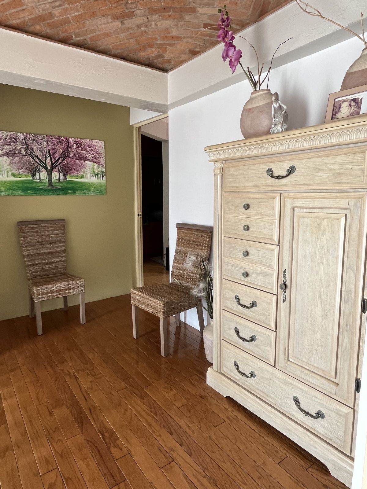 12 of 49: DISTRIBUIDOR A RECÁMARAS