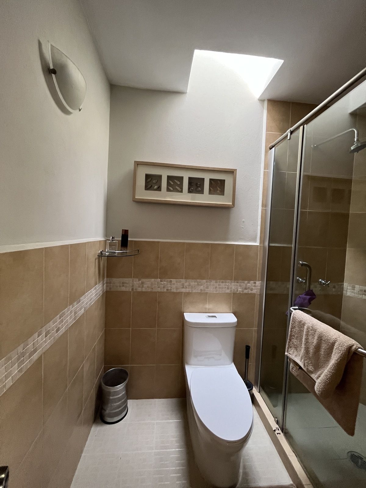 21 of 49: BAÑO  RECÁMARA SECUNDARIA 1