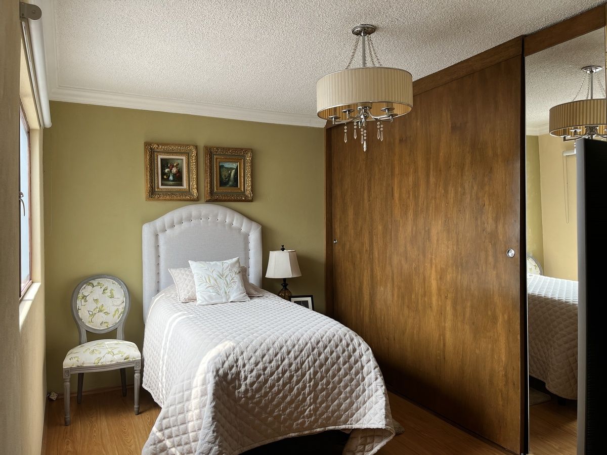 24 of 49: RECÁMARA SECUNDARIA 2