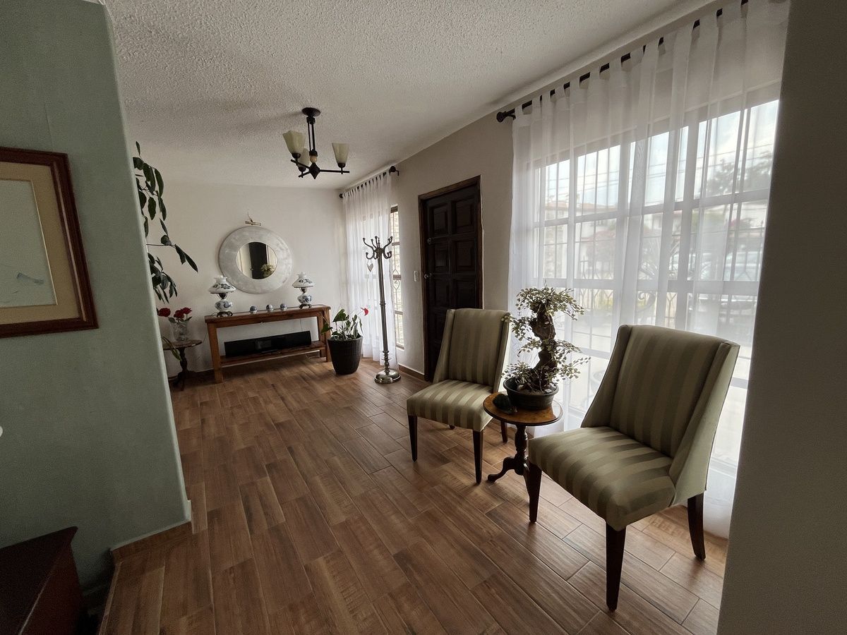 35 of 49: RECIBIDOR ENTRADA