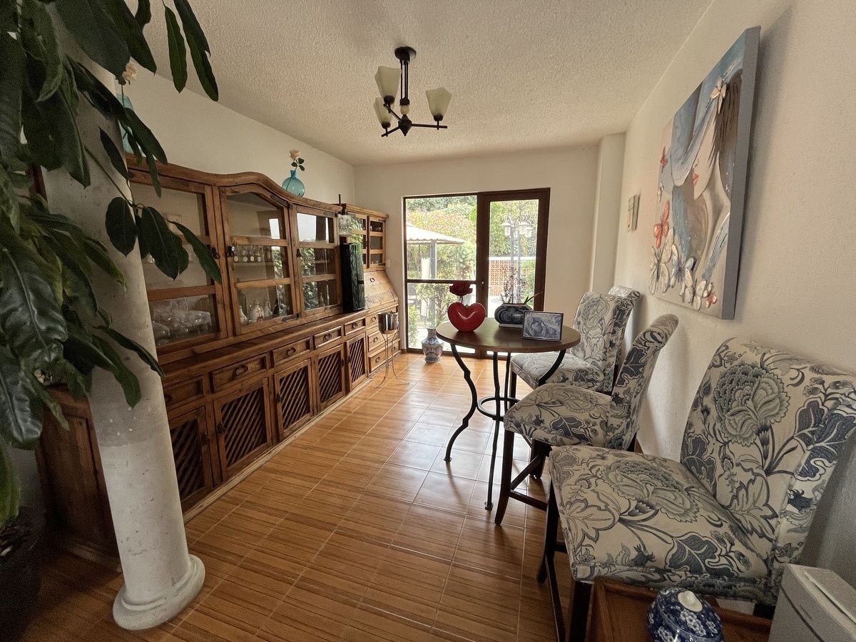 38 of 49: FAMILY/BAR