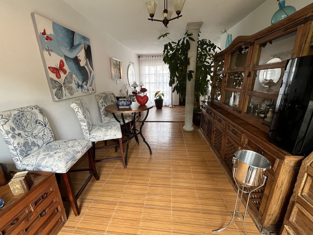 40 of 49: FAMILY/BAR