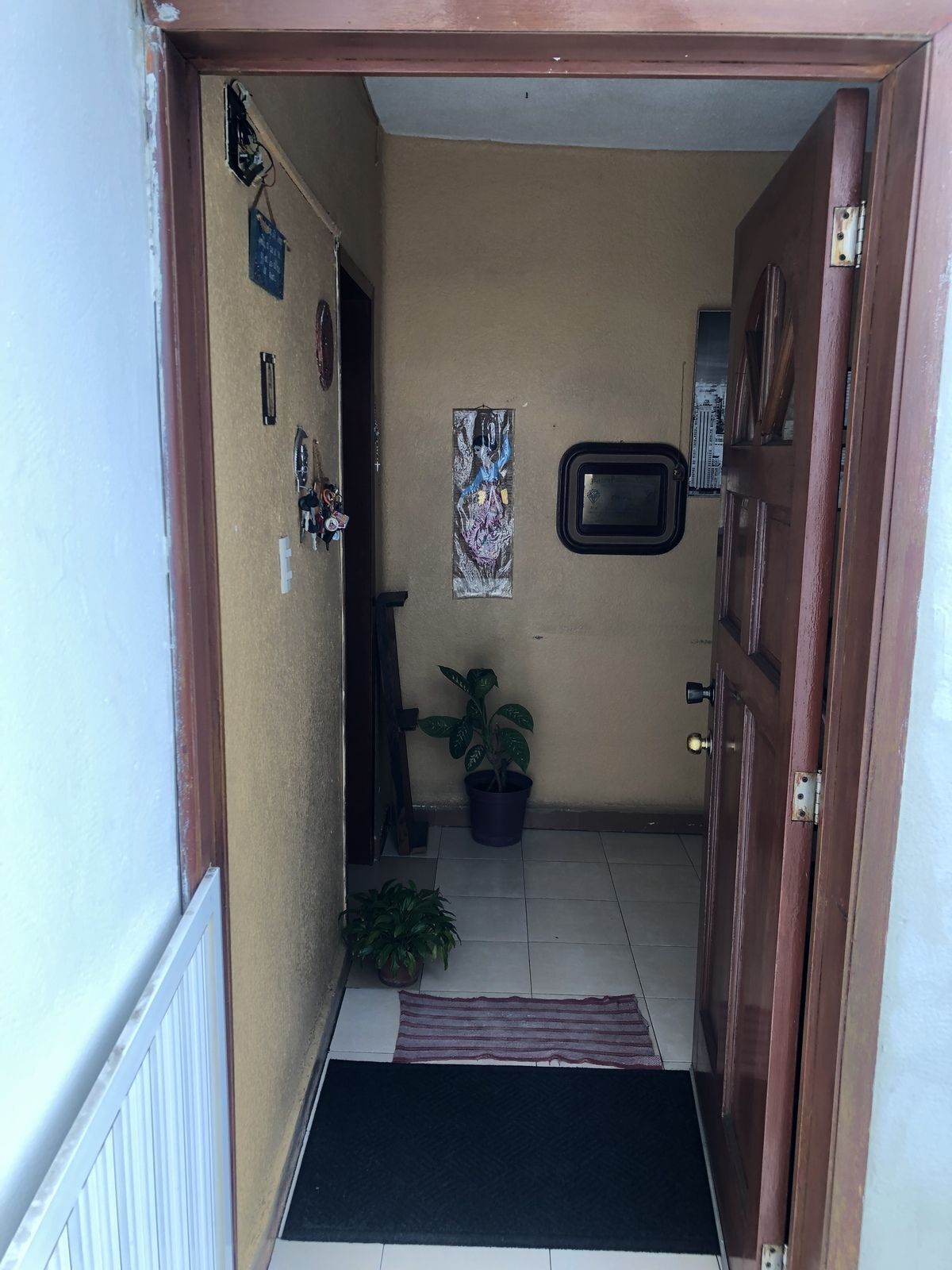 2 de 10: Entrada del departamento