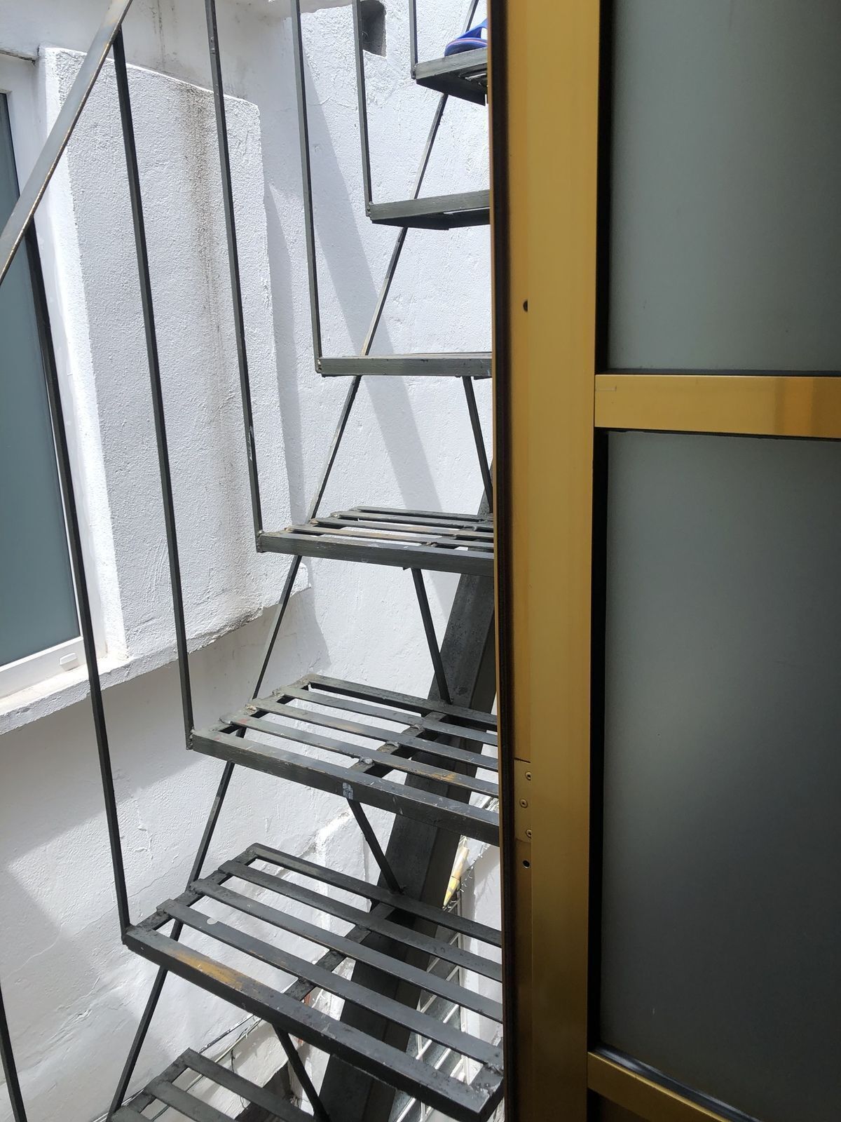 9 de 10: Acceso a la azotea