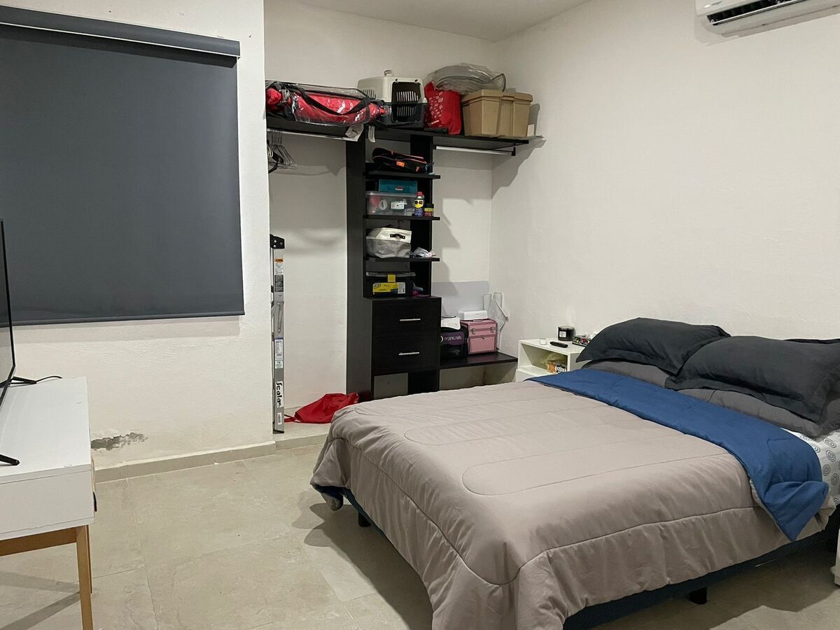 7 de 18: Recámara 2 en planta baja c/AA