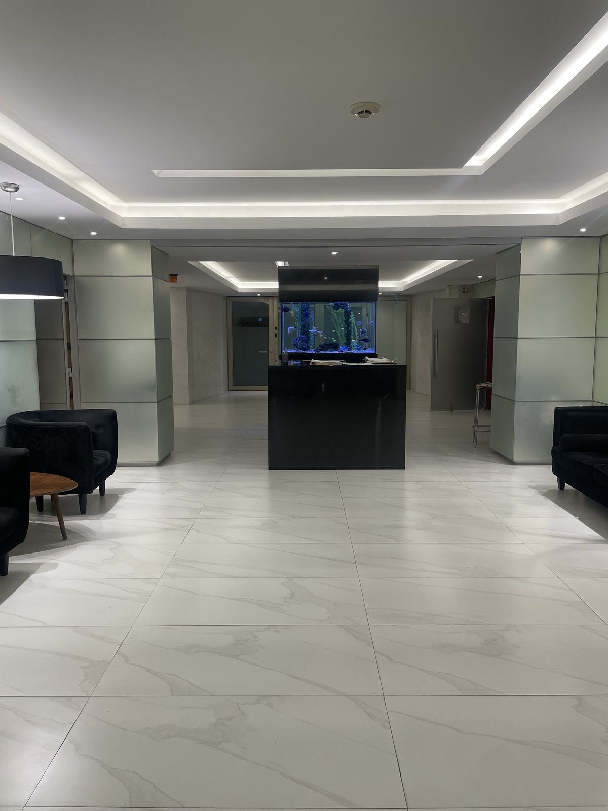 2 de 7: Recepcion edificio