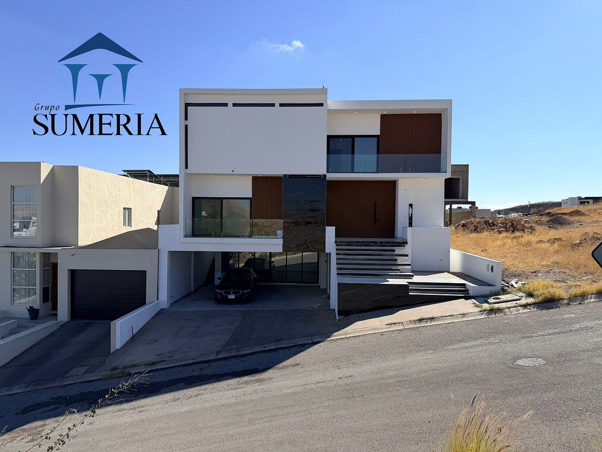 Preventa de Preciosa y Moderna Casa en Dominion
