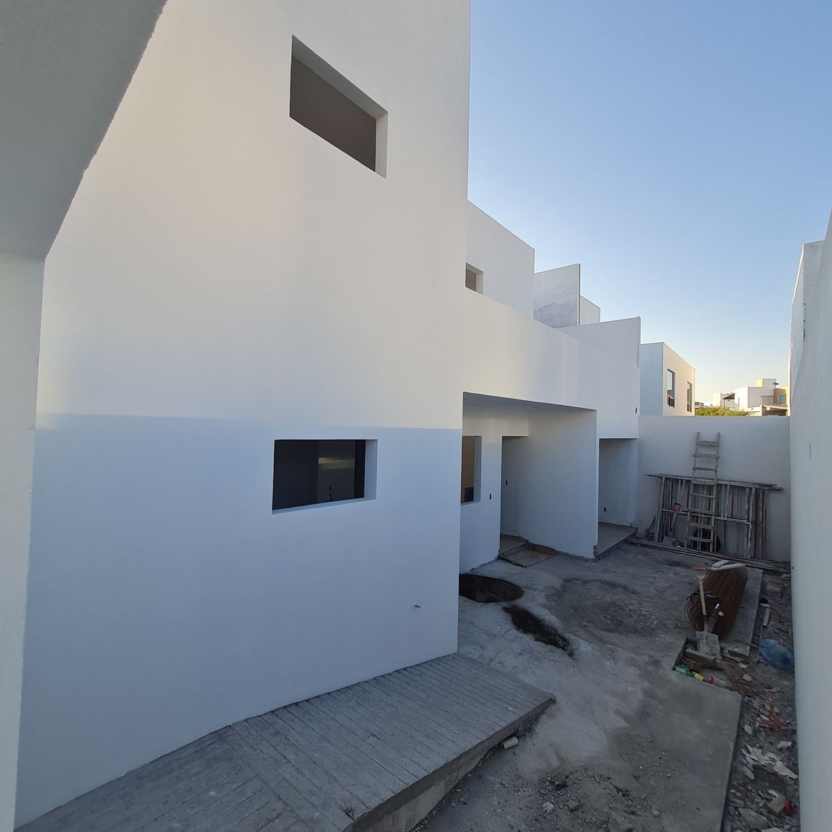 35 de 48: Terraza posterior