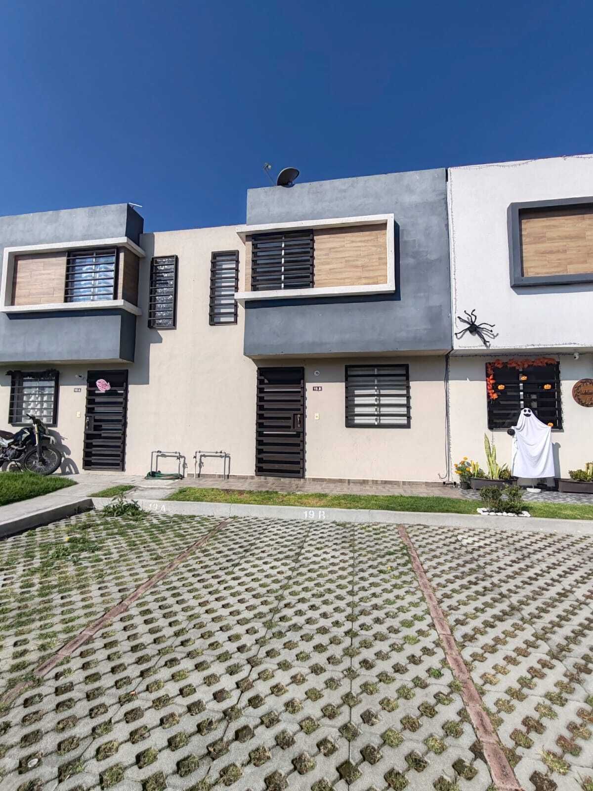 Casa en venta en Priv. Michelet en Quinta de versalles, Ojo de Agua,