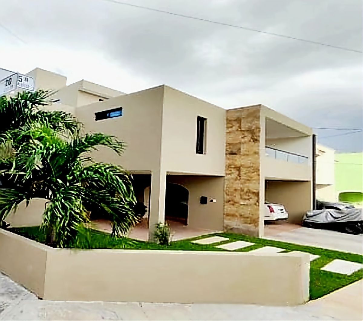 VENTA DE CASA EN PRIVADA EN ZONA NORTE DENTRO DE PERIFERICO | FRACC. MONTERREAL - foto 4