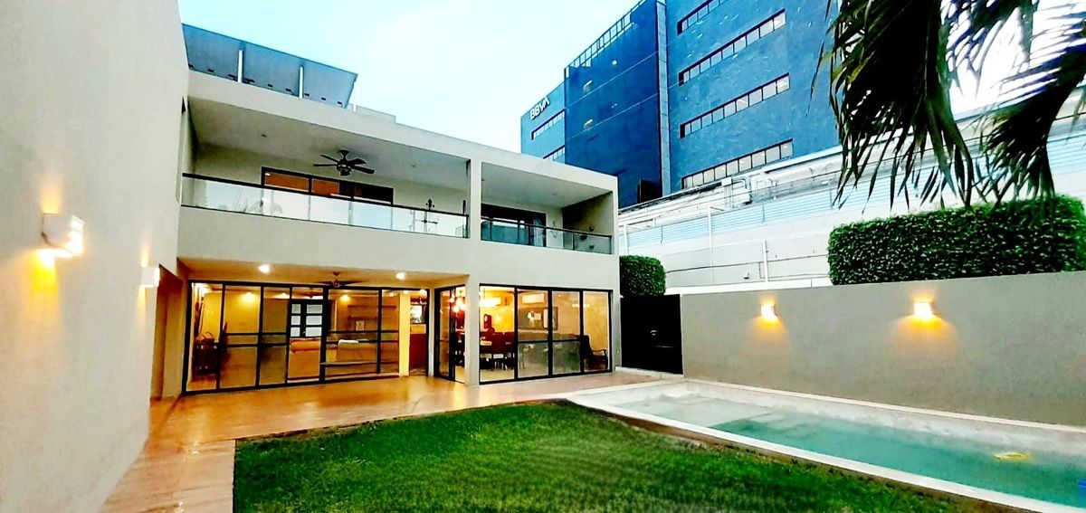 VENTA DE CASA EN PRIVADA EN ZONA NORTE DENTRO DE PERIFERICO | FRACC. MONTERREAL - foto 1