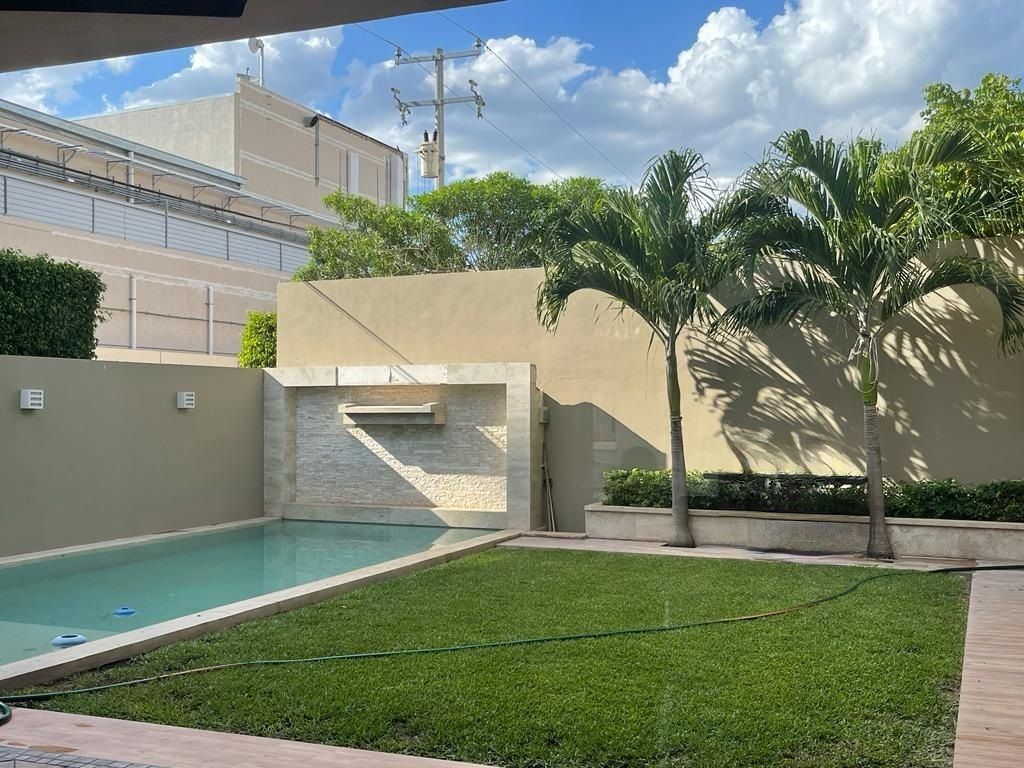 VENTA DE CASA EN PRIVADA EN ZONA NORTE DENTRO DE PERIFERICO | FRACC. MONTERREAL - foto 5