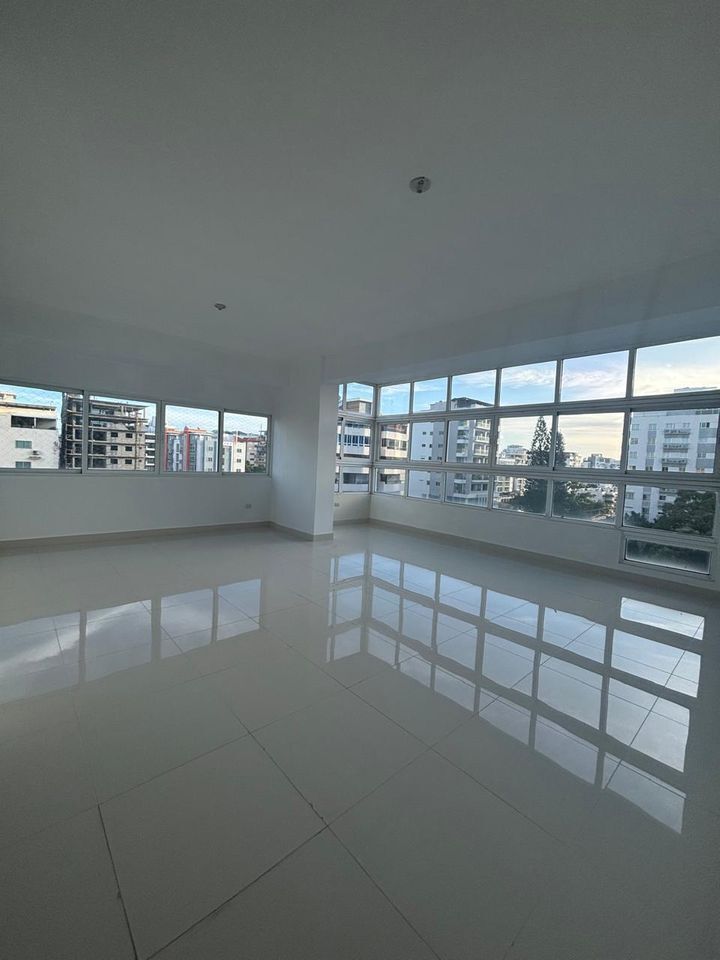 Penthouses en Venta Evaristo Morales, Santo Domingo