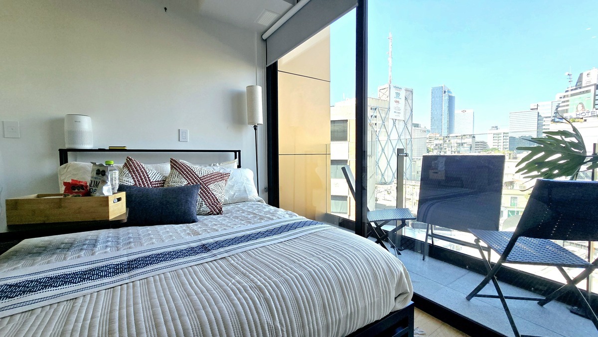 6 of 33: Version AMUEBLADA