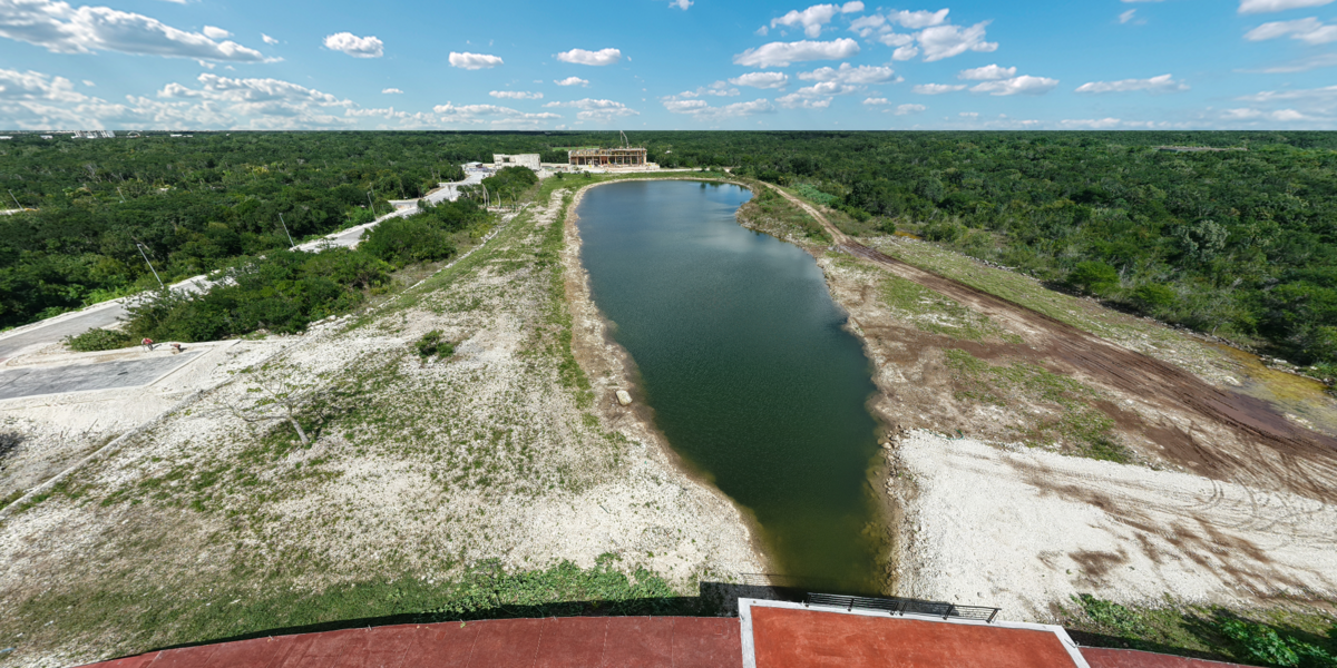 8 de 12: Lagoon north side
