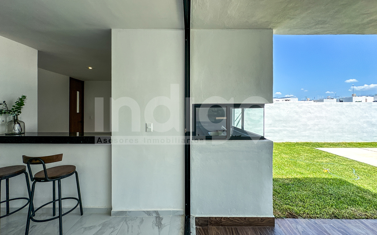 18 de 45: Comedor con Salida a la Terraza