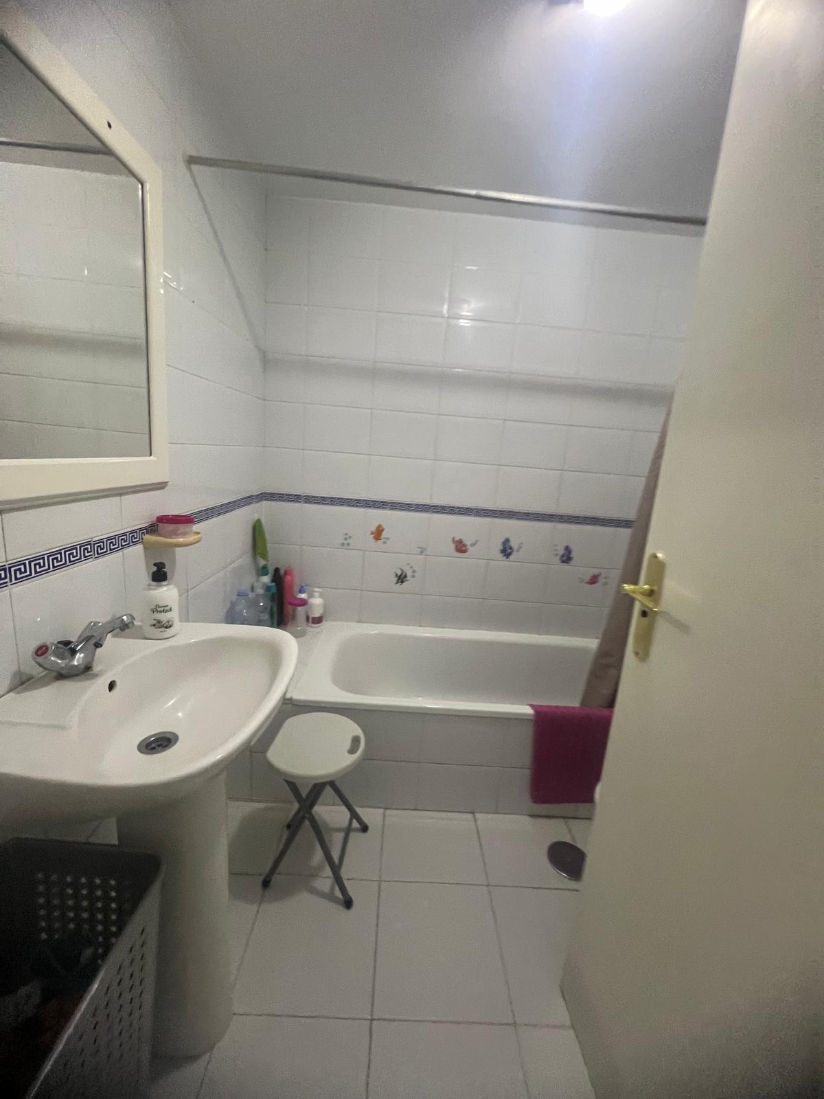 7 de 24: Baño completo