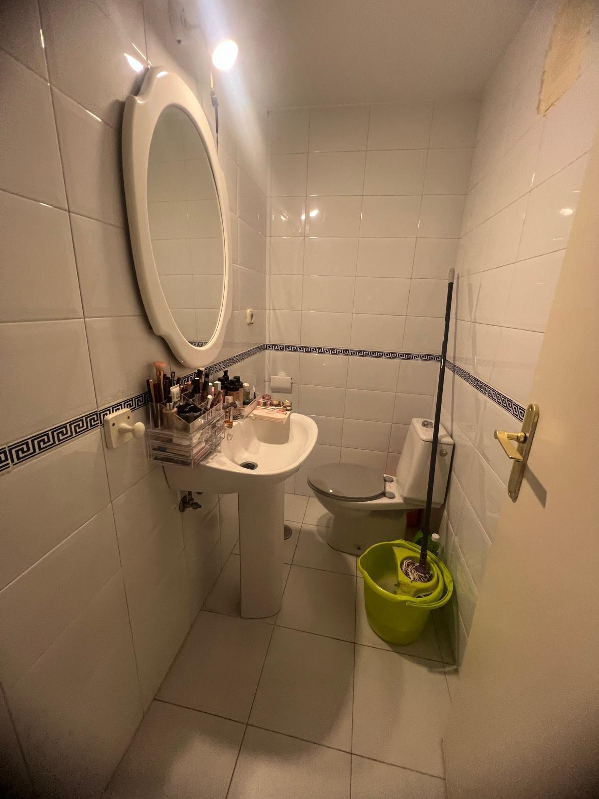 9 de 24: Toilet