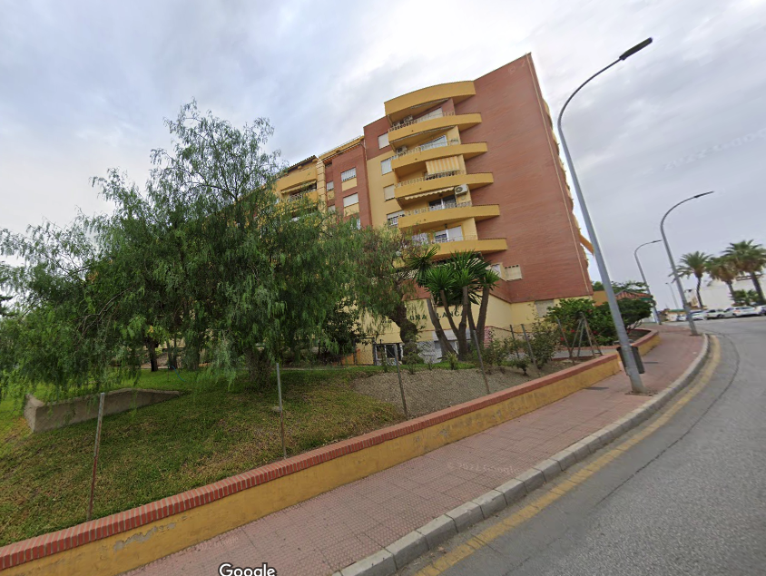 24 de 24: Fachada del edificio